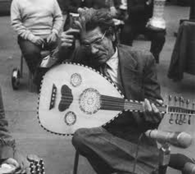 راهب في محراب الطرب العربي